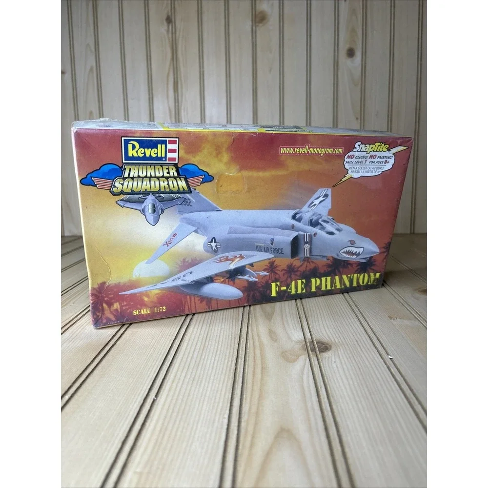 Vintage Revell 1/72 USAF Thunder Squadron F4-E Phantom SnapTite New SEALED